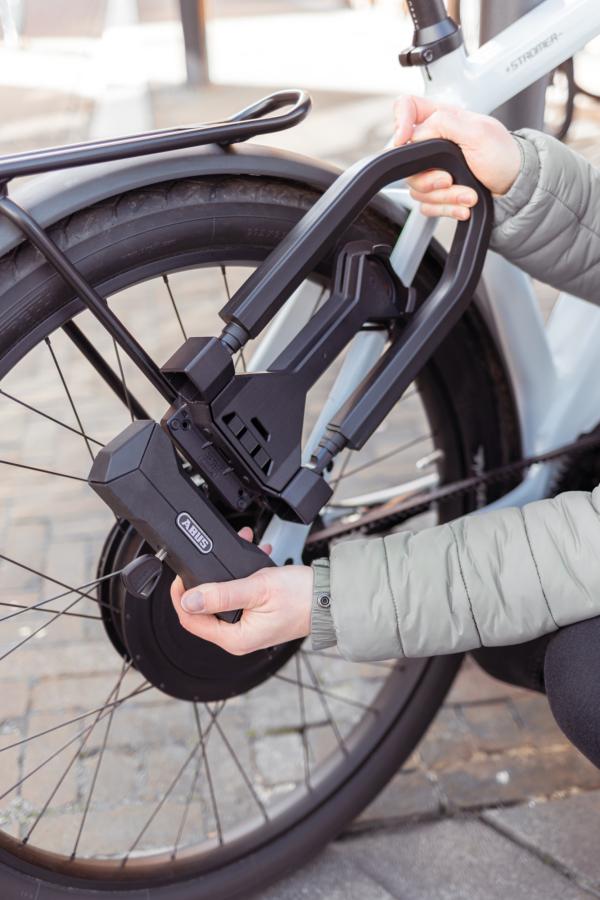 Abus B&uuml;gelschloss Granit Super Extreme 2500 165x230 mit Halter USH2500 schwarz  Produktbild 10