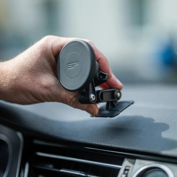 SP Connect Charging Adhesive Mount Pro SPC+ inkl. USB Kabel schwarz  Produktbild 9