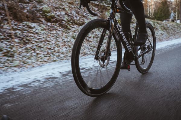 Schwalbe Pneu One 365 700x28C Addix FourSeason Falt mit Reflexstreifen black  Produktbild 3